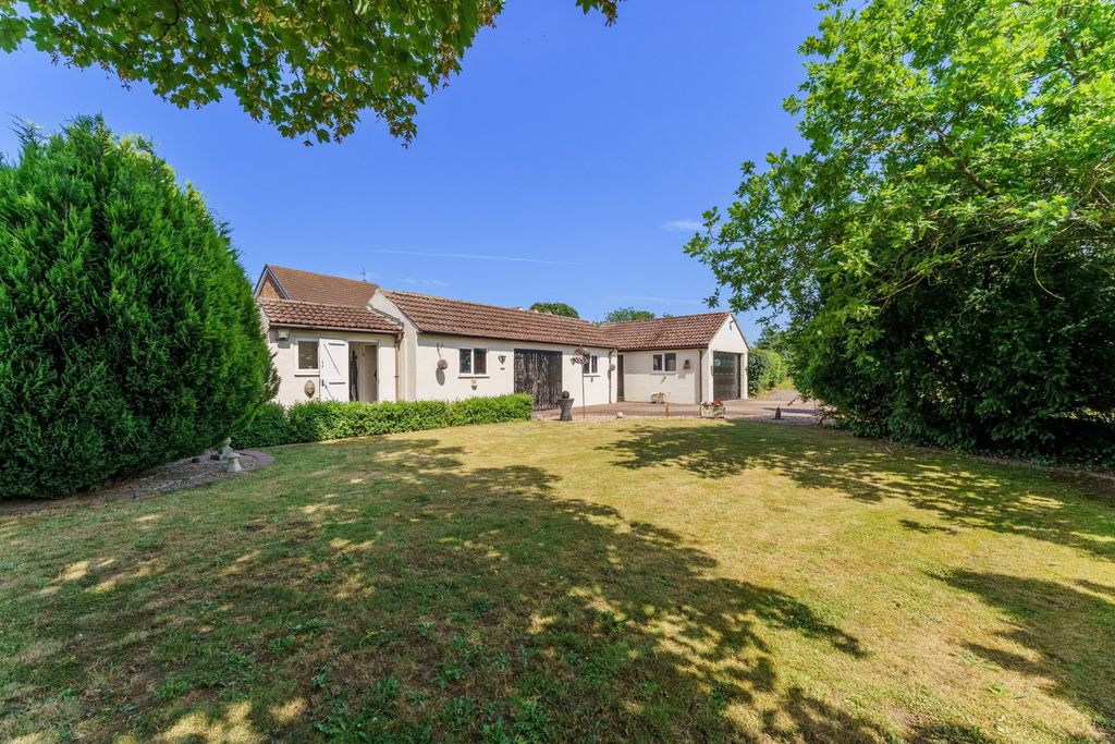 Property photo 2 of 36