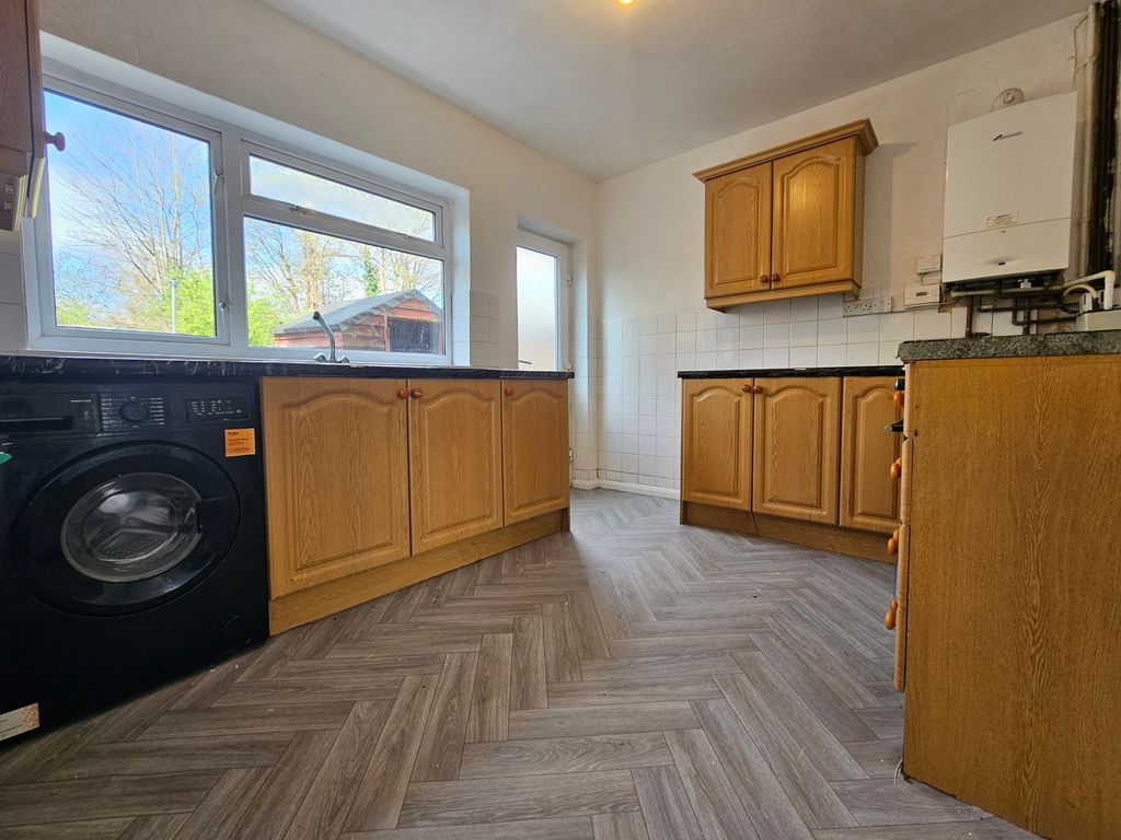 Property photo 3 of 22 Image