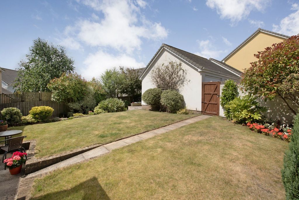Property photo 3 of 22 Photo 23