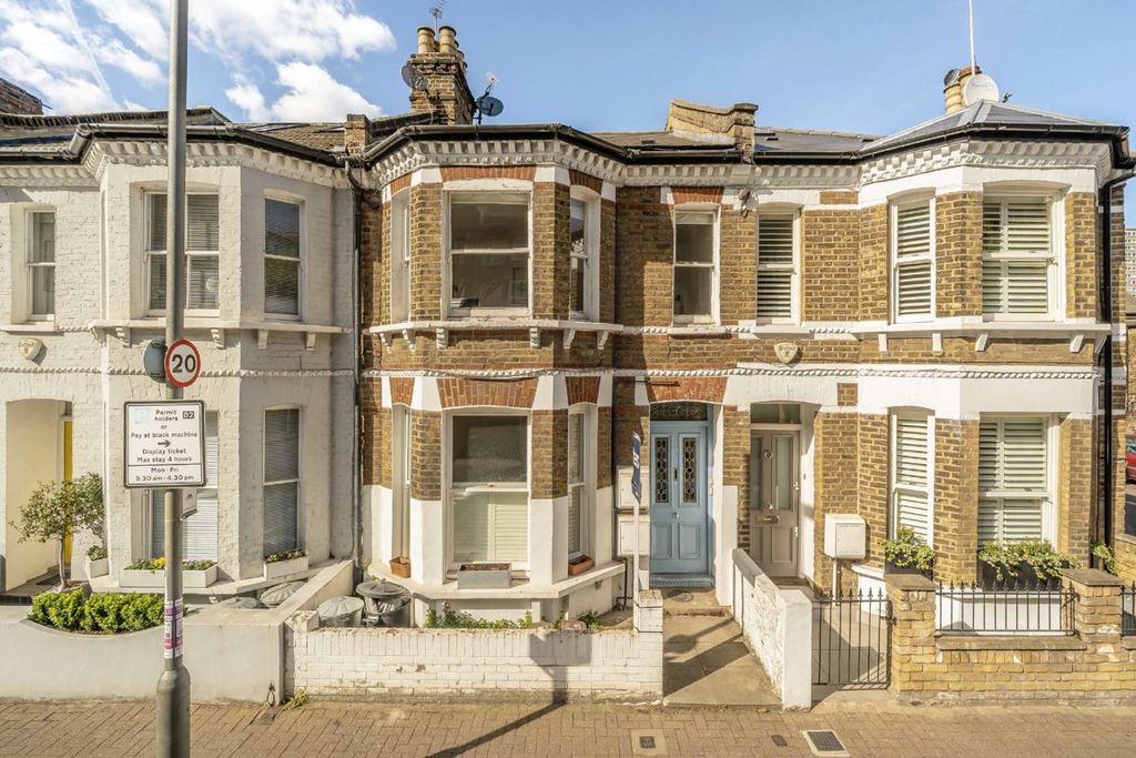 Property photo 1 of 7