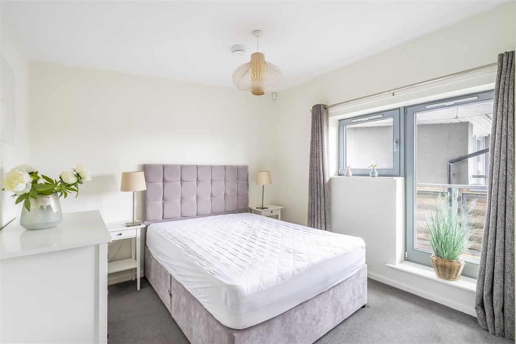 Property photo 3 of 14 27mc-3.Jpg