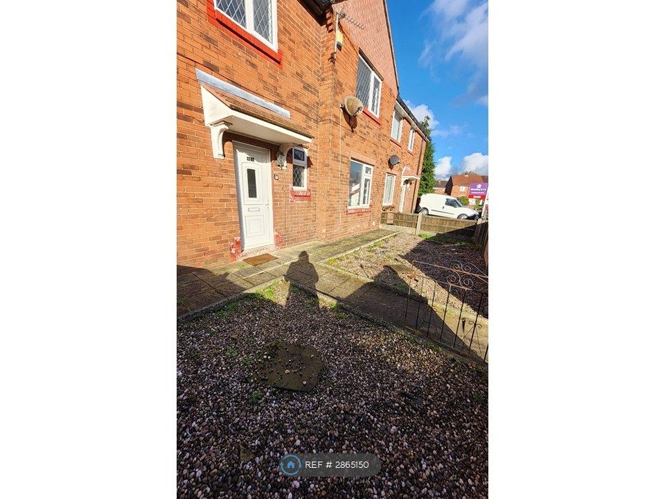 Property photo 2 of 21