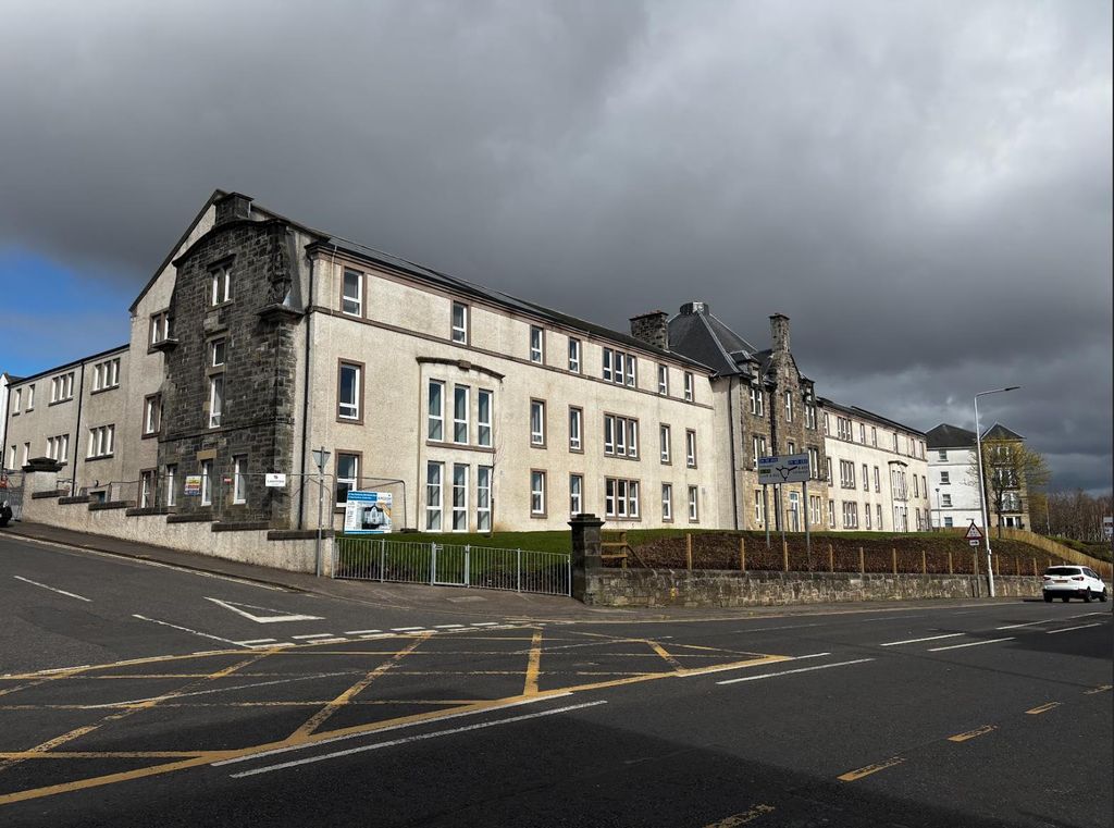 Property photo 1 of 1