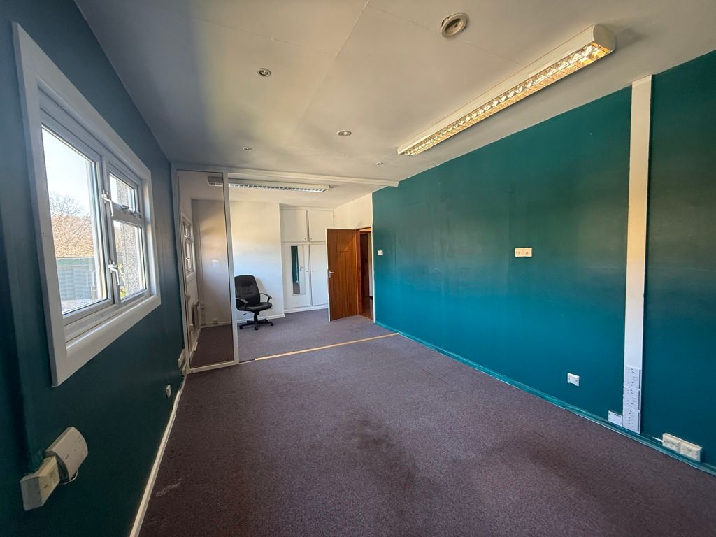 Property photo 3 of 4 Photo 2