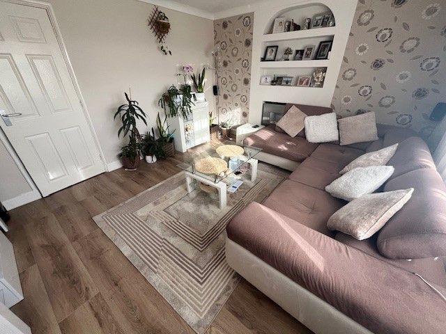 Property photo 3 of 11 Image