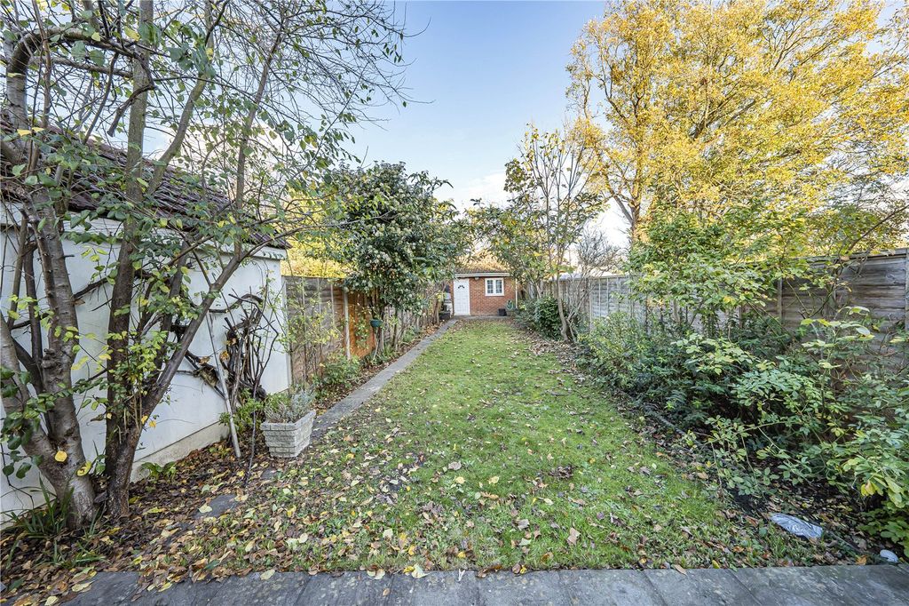 Property photo 2 of 19 Picture No. 08