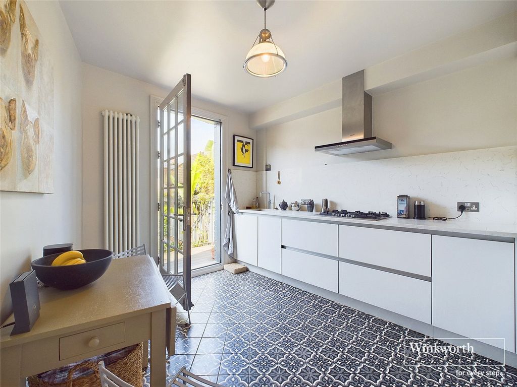 Property photo 3 of 23 Picture No. 51