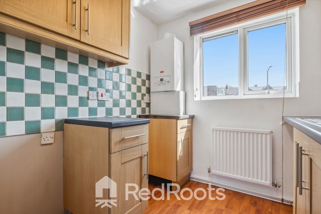 Property photo 3 of 16 4053895