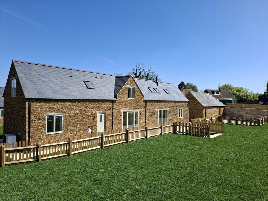 Property photo 1 of 14 External Image