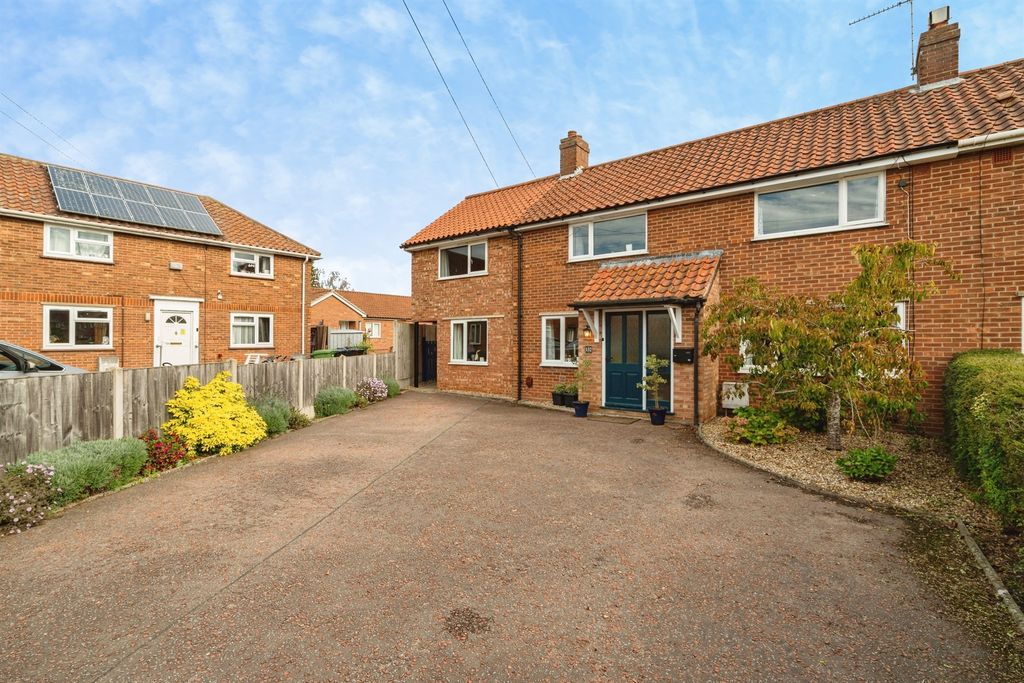 Property photo 1 of 22