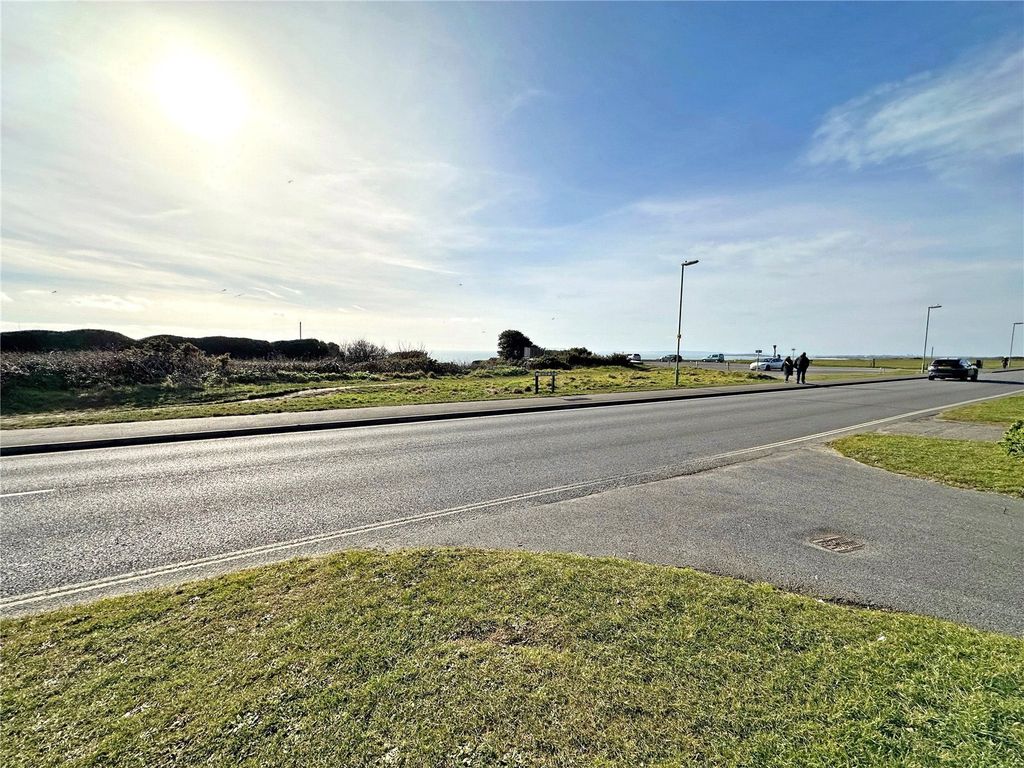 Property photo 2 of 10 Picture No. 19