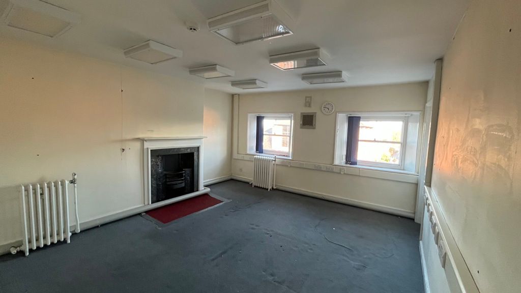 Property photo 2 of 10 Photo 2