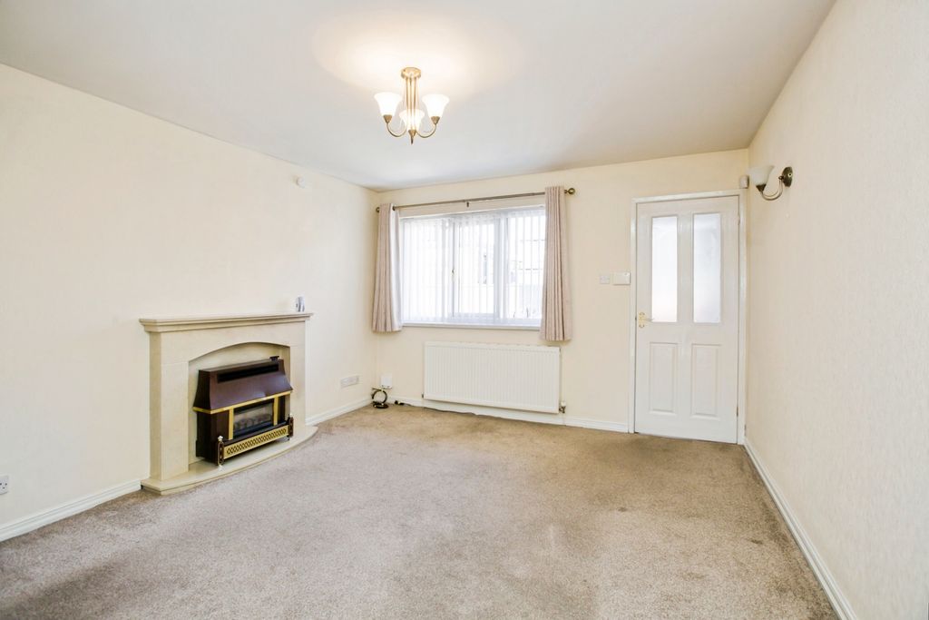 Property photo 2 of 20 Pbox-Img.Jpg