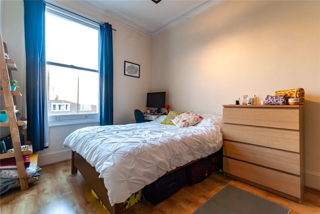 Property photo 3 of 5 Picture No. 03