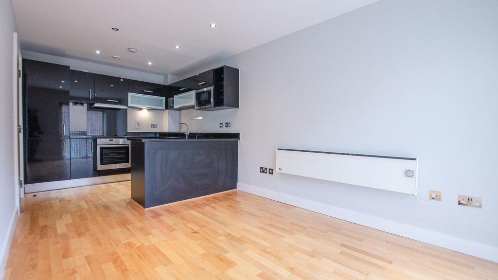 Property photo 2 of 8 Living Area