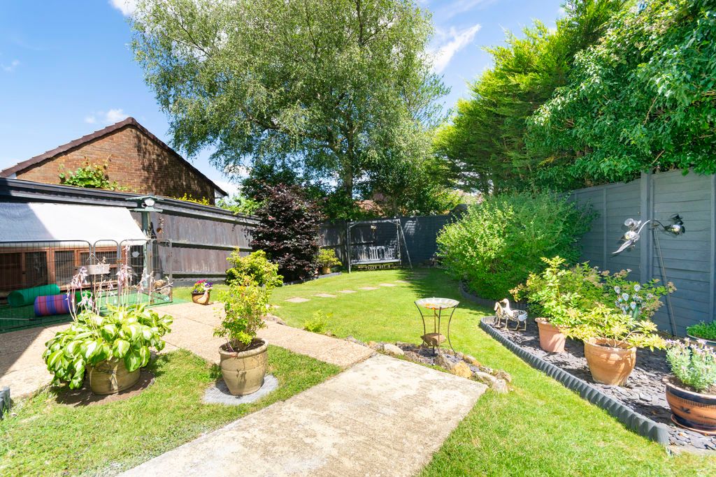 Property photo 2 of 19 Photo 18