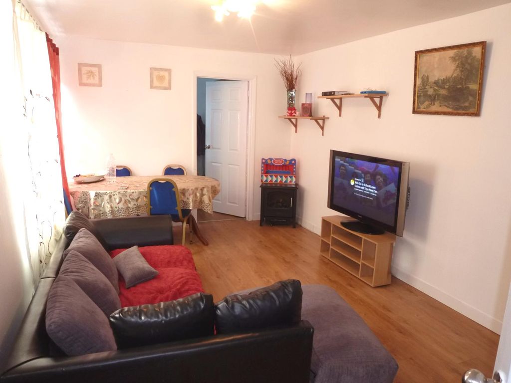 Property photo 2 of 5 Gallery