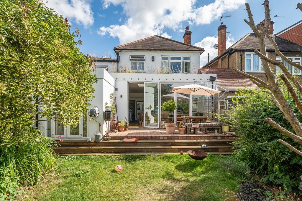Property photo 3 of 17 Picture No. 20