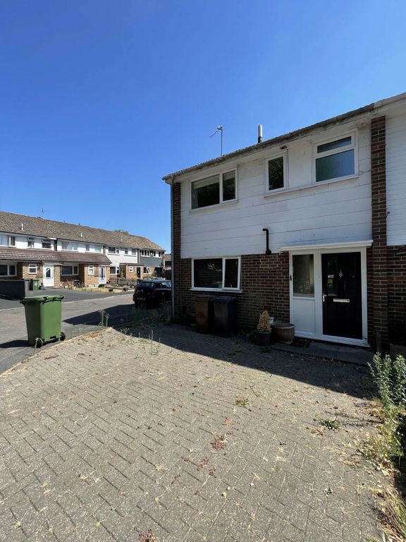 Property photo 2 of 16