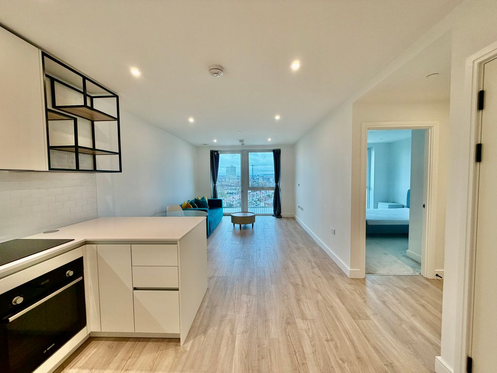 Property photo 3 of 8