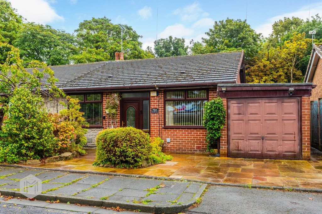 Property photo 1 of 27