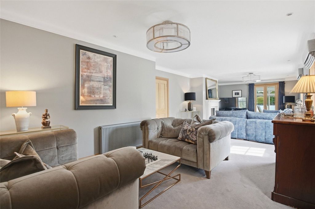 Additional image 5 of 4 bed detached house for saleLymekilns, 6 Wellknowe Road, Thorntonhall, Glasgow G74
