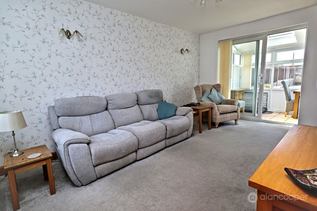 Property photo 2 of 24 5158794