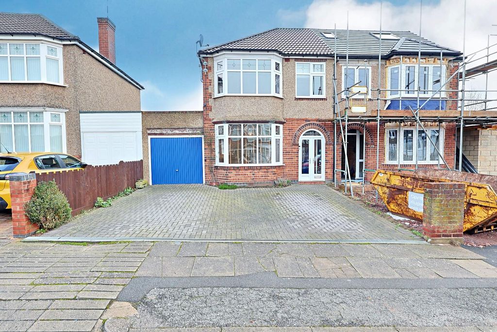 Property photo 1 of 13 Front