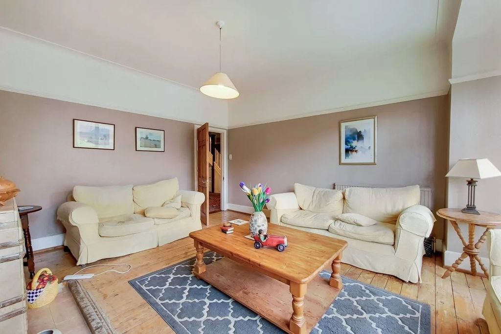 Property photo 1 of 17 1