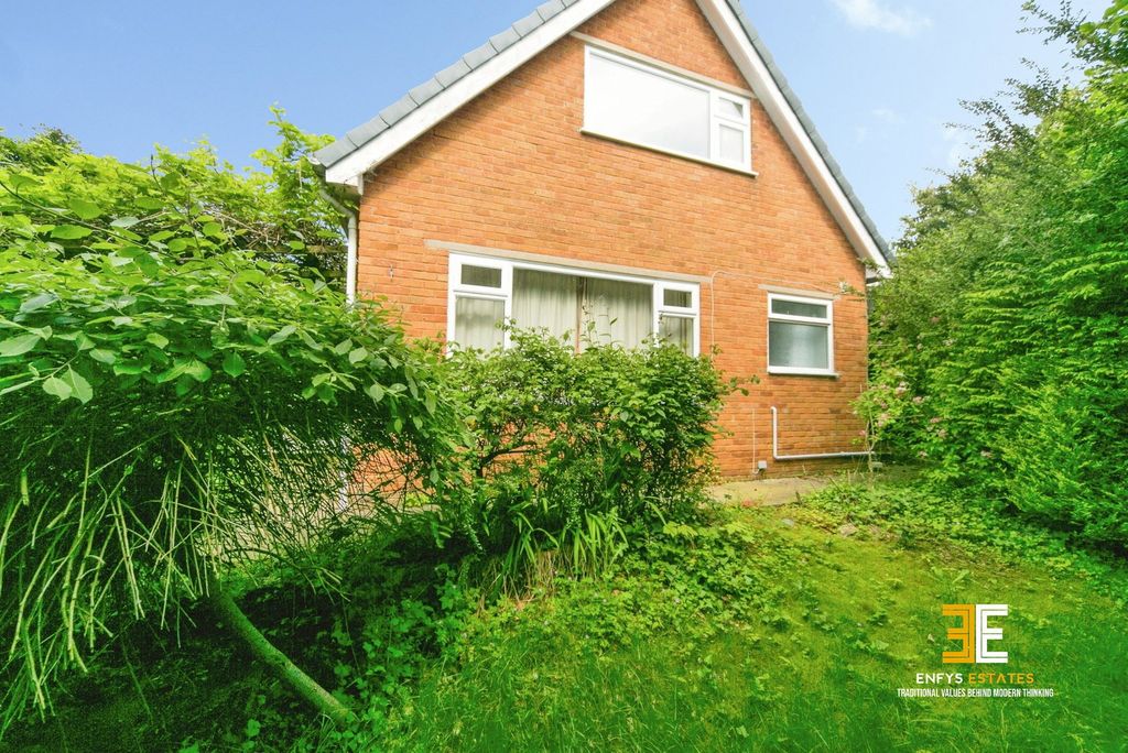 Property photo 1 of 27