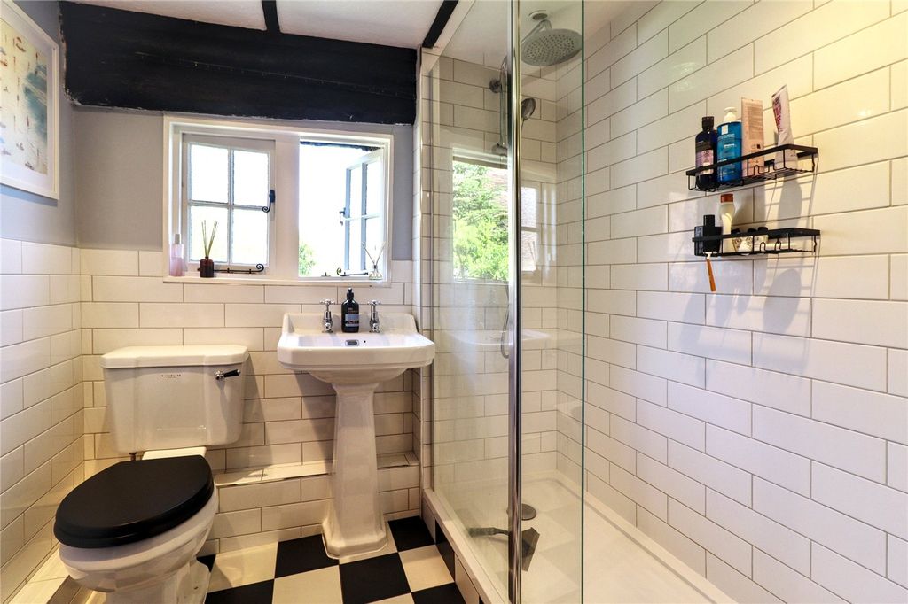Property photo 3 of 20 Shower Room