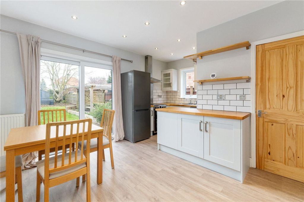 Property photo 3 of 12 Picture No. 06