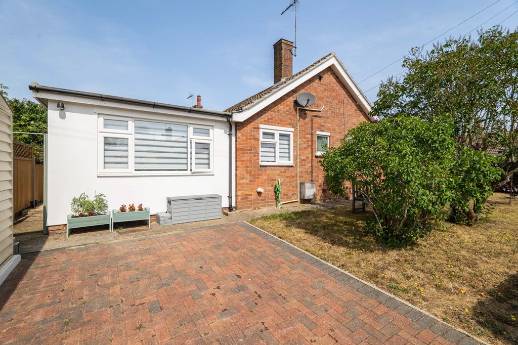 Property photo 2 of 18