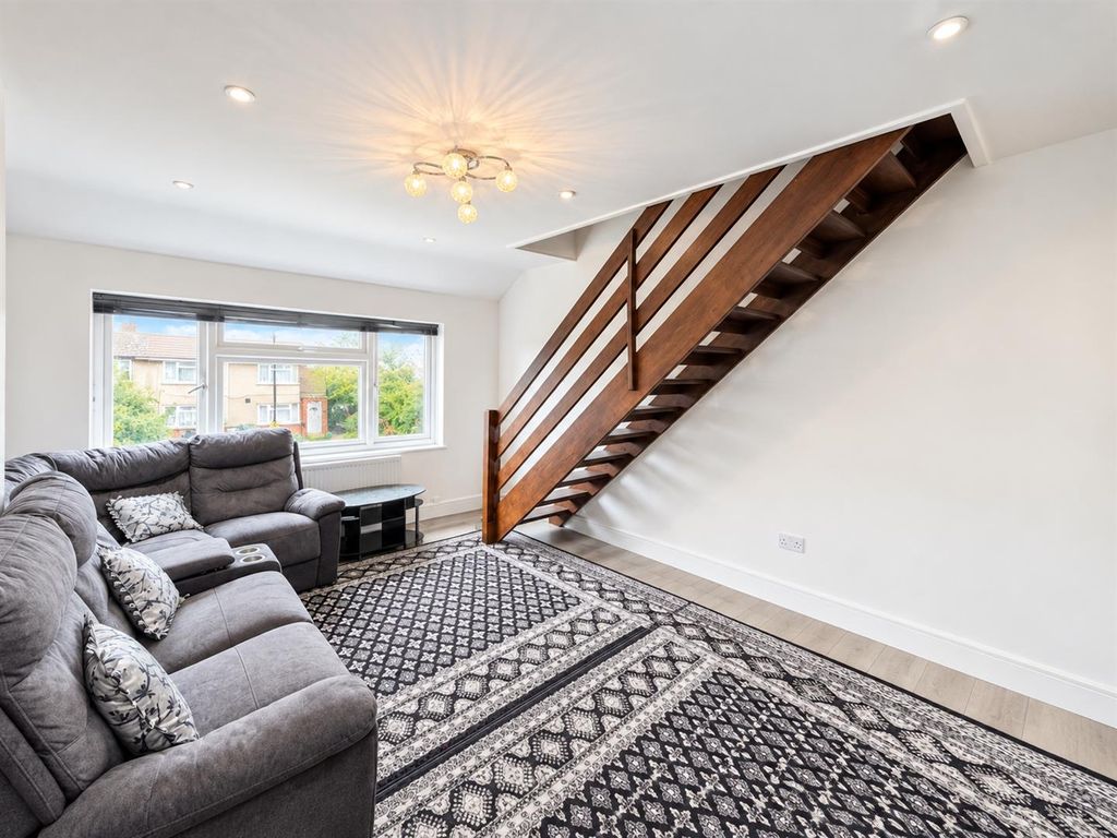 Property photo 3 of 13 Reception Room