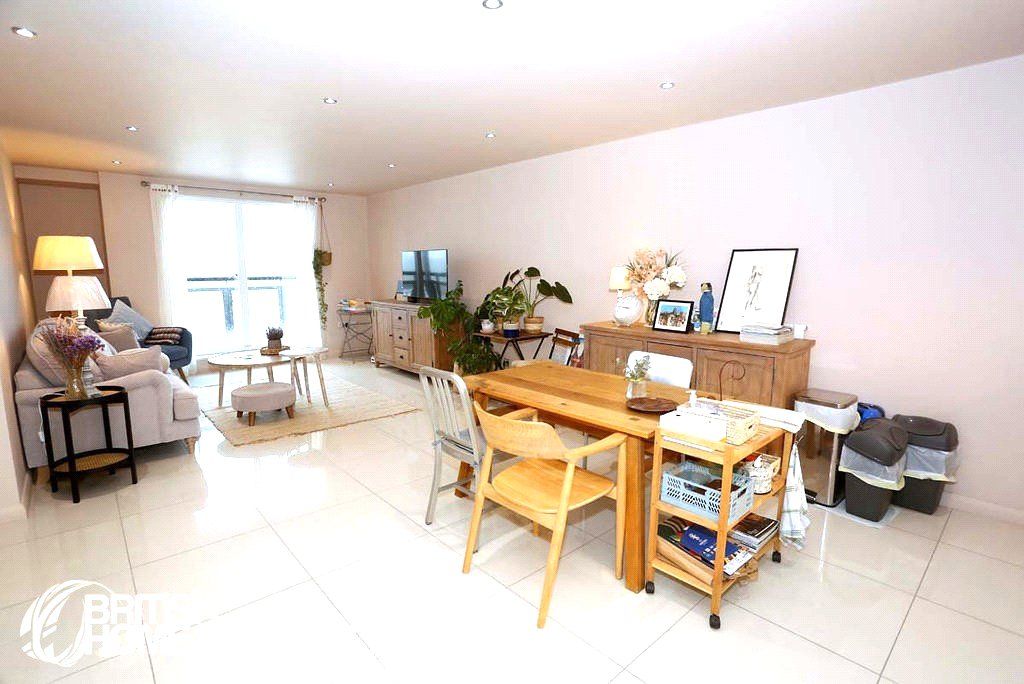 Property photo 3 of 13 Picture No. 21