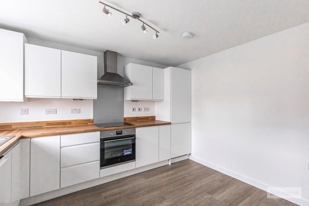 Property photo 2 of 14 Kitchen