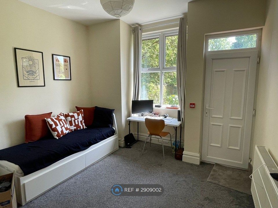 Property photo 3 of 7
