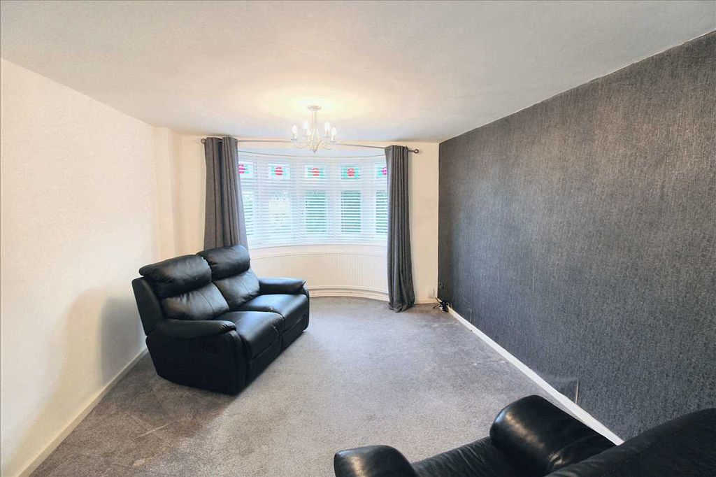 Property photo 2 of 13 Lounge/Diner