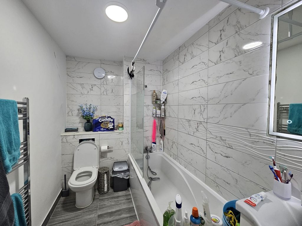 Property photo 3 of 5 Not Specified