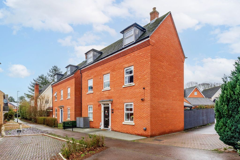 Property photo 1 of 20