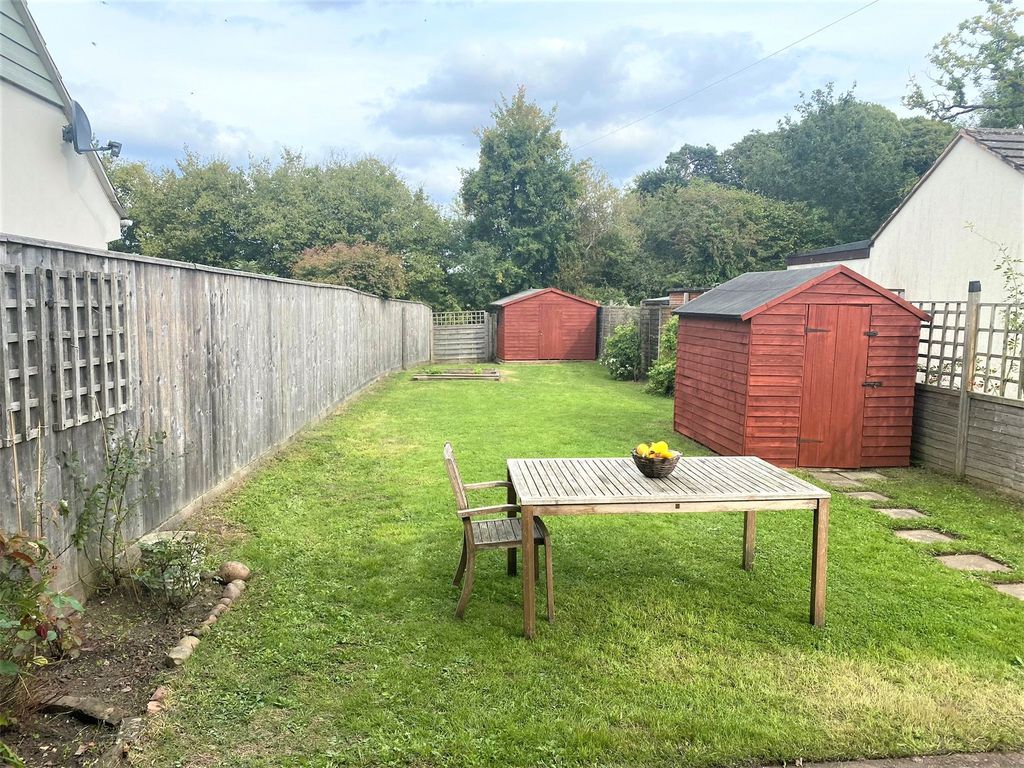 Property photo 3 of 15 Garden