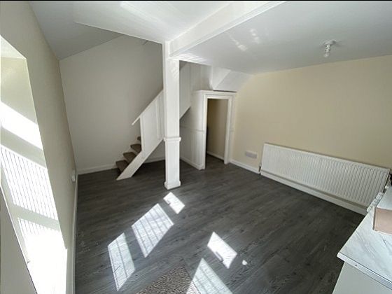 Property photo 3 of 8 Img_2739