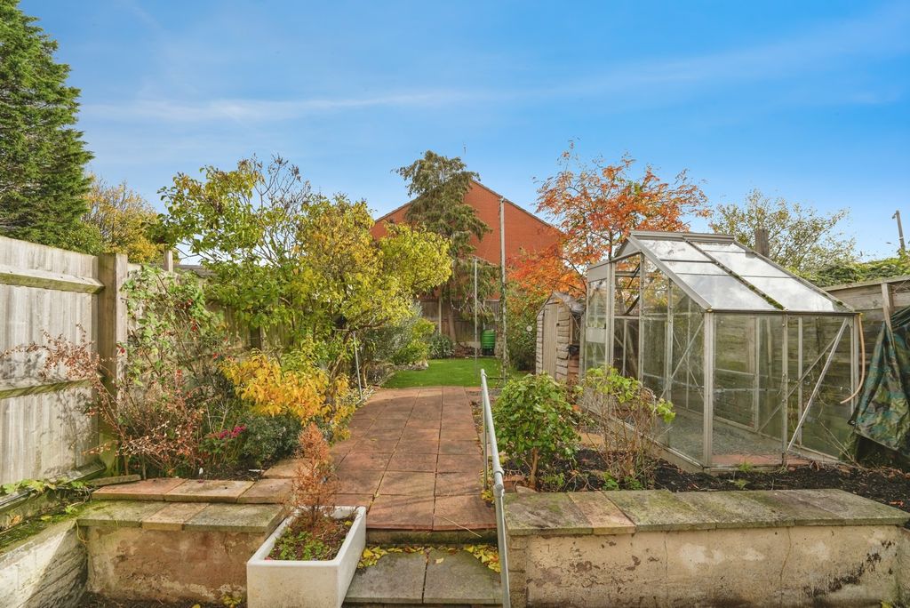 Property photo 3 of 11 Photo