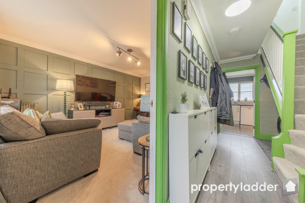 Property photo 2 of 25 Pl-5