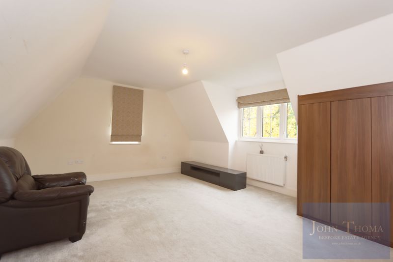 Additional image 9 of 6 bed detached house to rentOlive Grove, Chigwell IG7