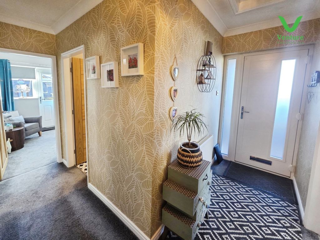 Property photo 2 of 18 Pbox-Img.Jpg