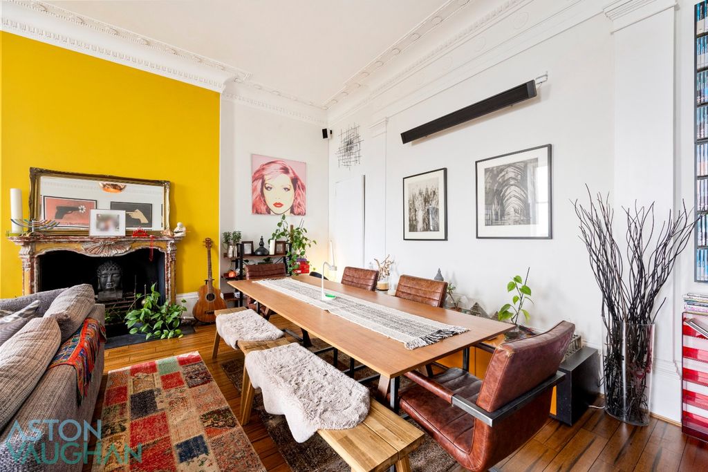 Additional image 7 of 4 bed flat for saleLewes Crescent, Brighton, East Sussex BN2