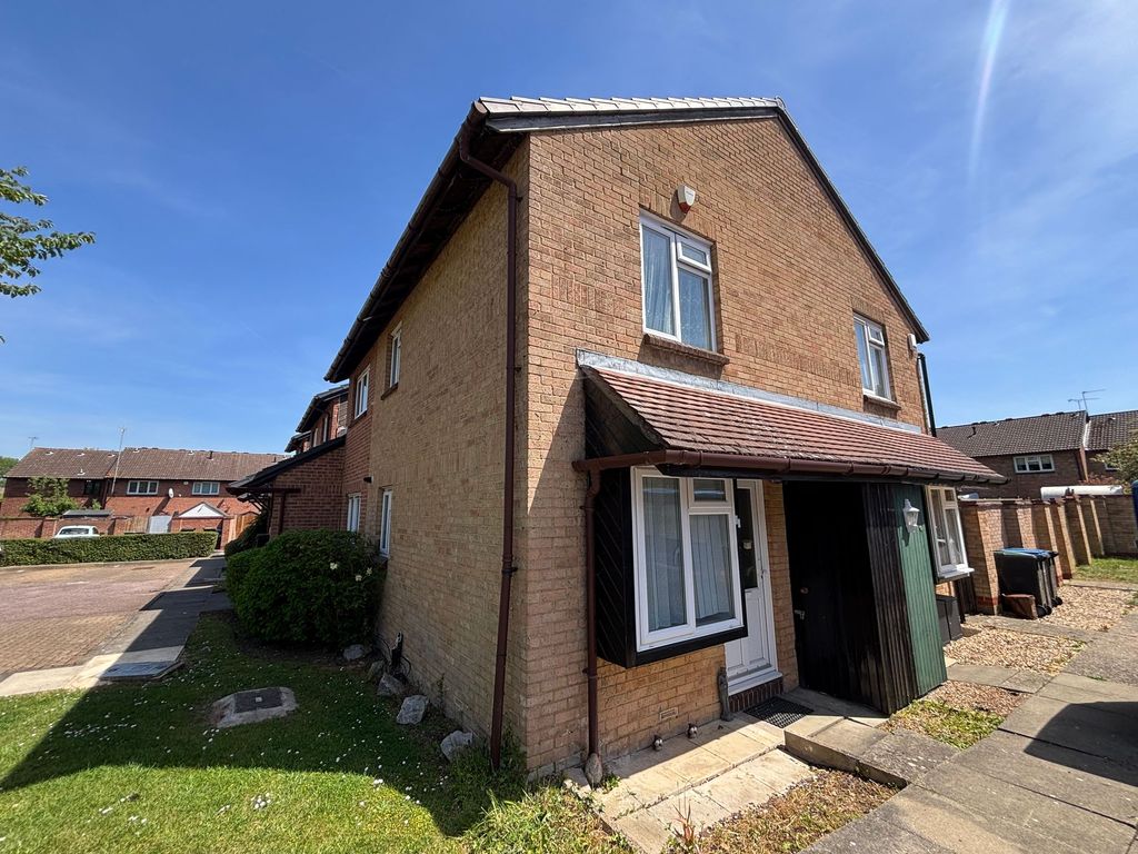 Property photo 1 of 11