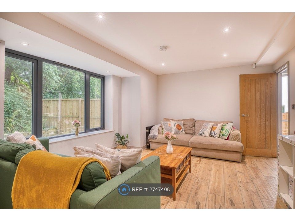 Additional image 4 of 4 bed end terrace house to rentYour New Home Ready For You, Bruton BA10