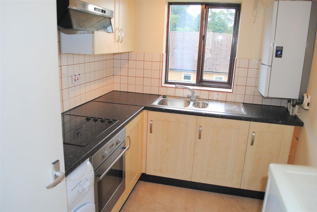 Property photo 3 of 6